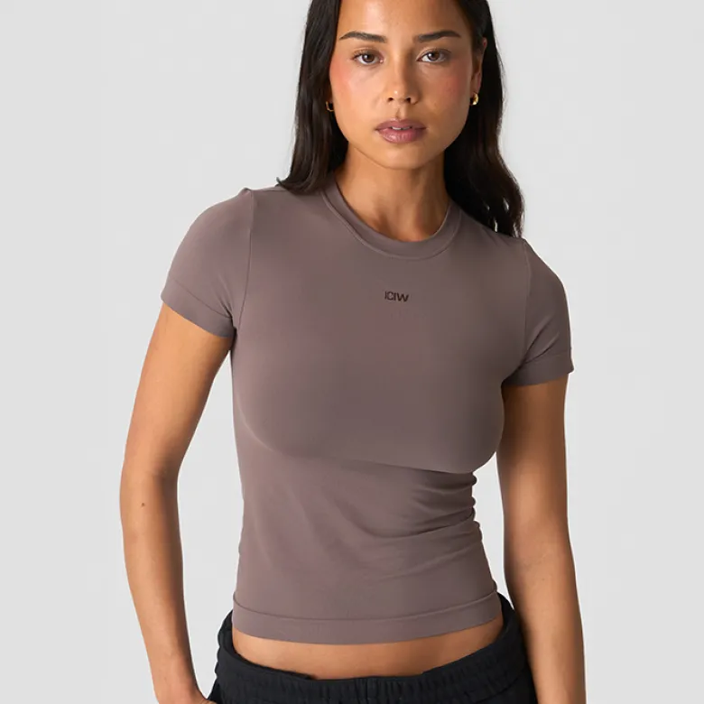 Essence Seamless T-shirt, Dusty Brown