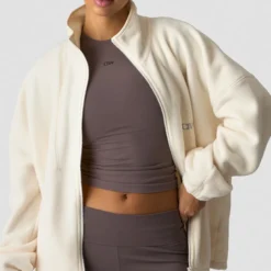 Essential Fleece, Cream