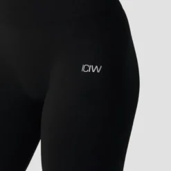 Smooth Seamless Biker Shorts, Black