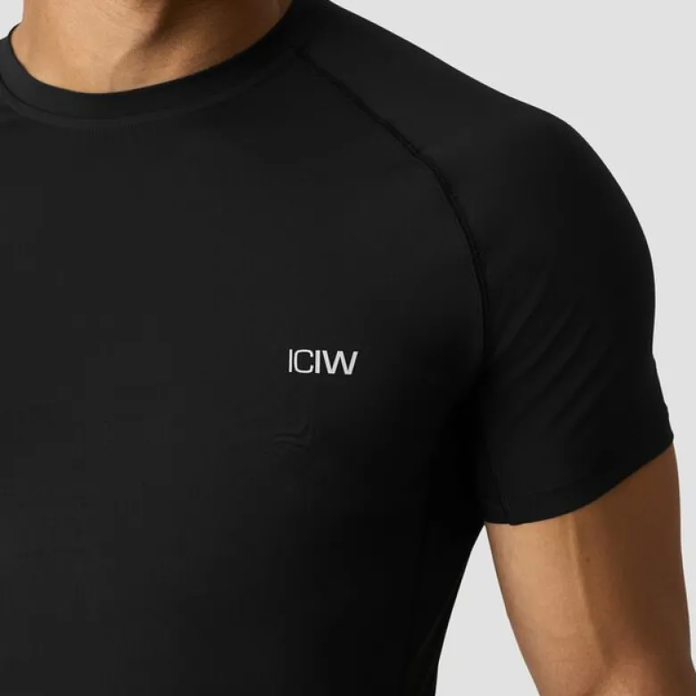 Stride Muscle Fit T-shirt, Black