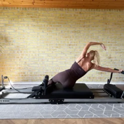 Titan Life Reformer Evolver R300