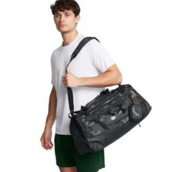 UA Undeniable 5.0 Duffle SM, Black