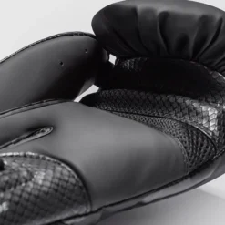 Venum Challenger 4.0 Scales Boxing Gloves Black, 10oz