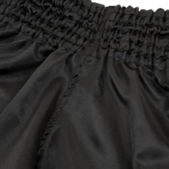 Venum Muay Thai Shorts Classic, Black/Gold