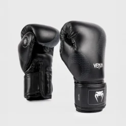 Venum Nexus Boxing Gloves Black/Silver, 10oz