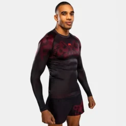 Venum Spectre Long Sleeve Rashguard Black/Red