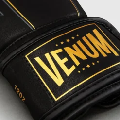 Venum Streamline Boxing Gloves Black/Gold, 10oz