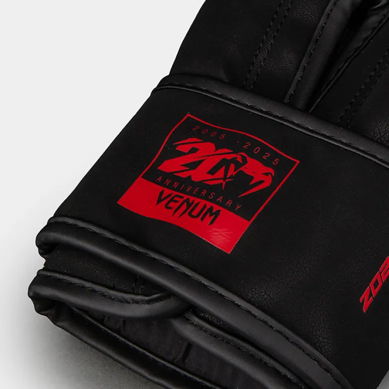 Venum 20th Anniversary Boxing Gloves Black/Red, 10oz